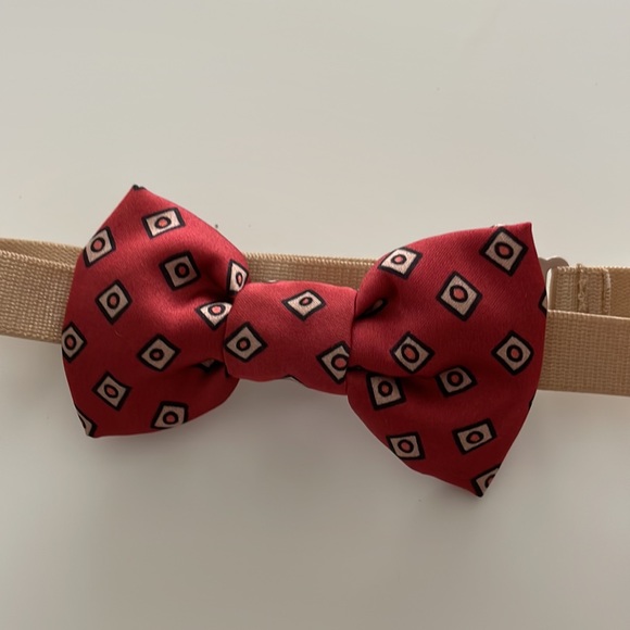 Bow tie adjustable 100% silk hand made for toddler boy brand new - Picture 2 of 3